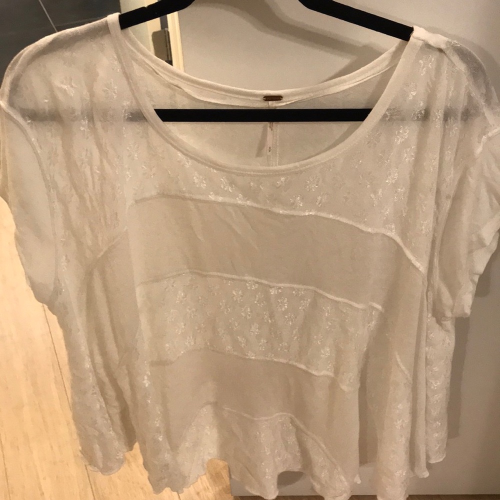 Free People white flowing tee